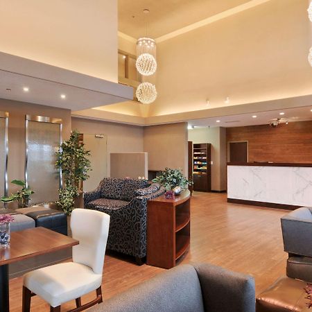 Days Inn By Wyndham Regina Airport West Інтер'єр фото